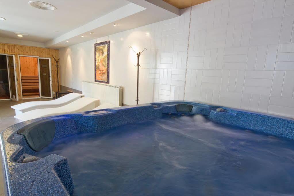 Hotel Edelweiss 3*